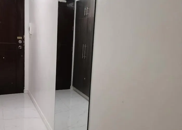 Modern Birch Tower Near Malls & Nightlife Apartamento Manila
